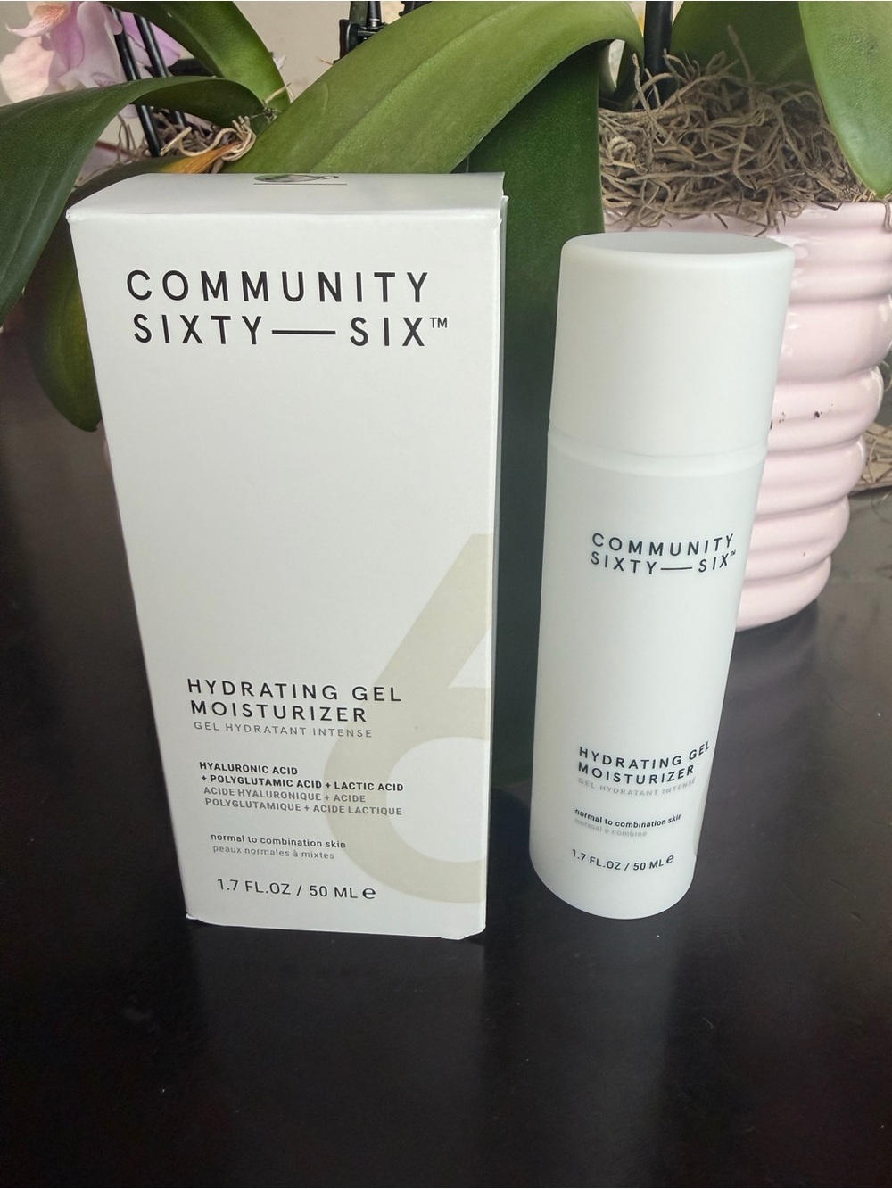 Community Sixty-Six Hydrating Gel Moisturizer — White